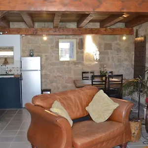 henriettas.midi-pyreneeshotels.com/